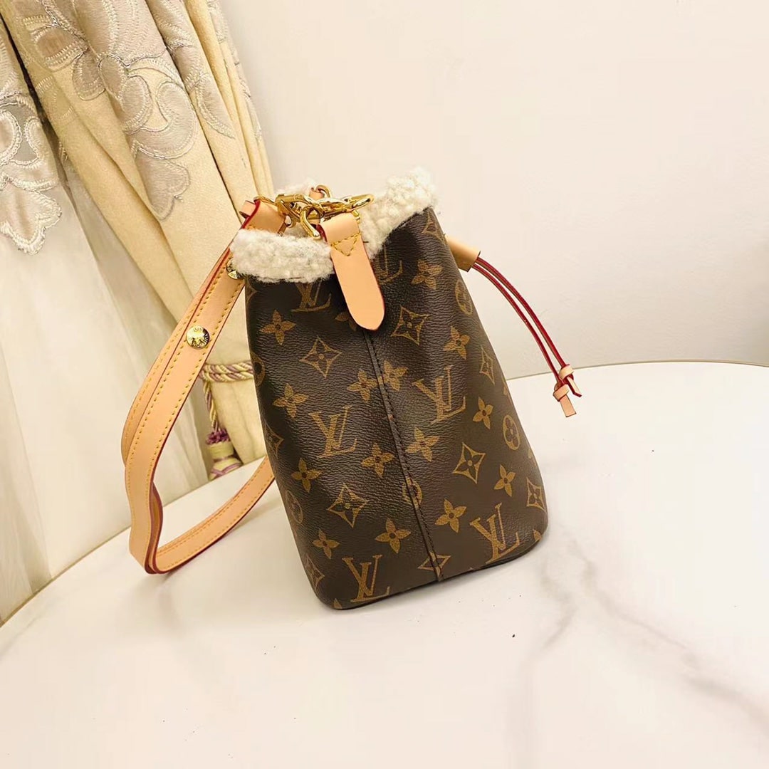 Louis Vuitton Néonoé Monogram White BB M46319 - Image 6