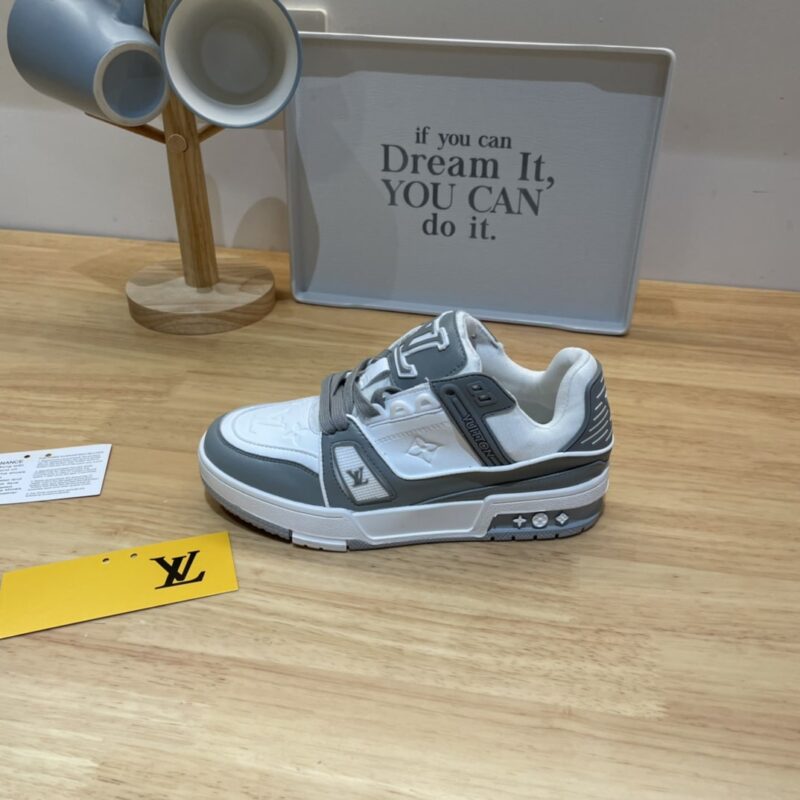 Alternative view of Louis Vuitton Trainer Sneaker Gray