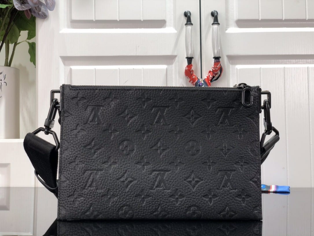 Louis Vuitton Trio Carry On Bag M59682 - Image 8