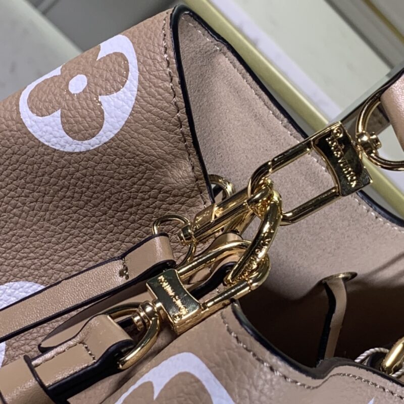 Alternative view of Louis Vuitton Néonoé Tourterelle Gray M45555