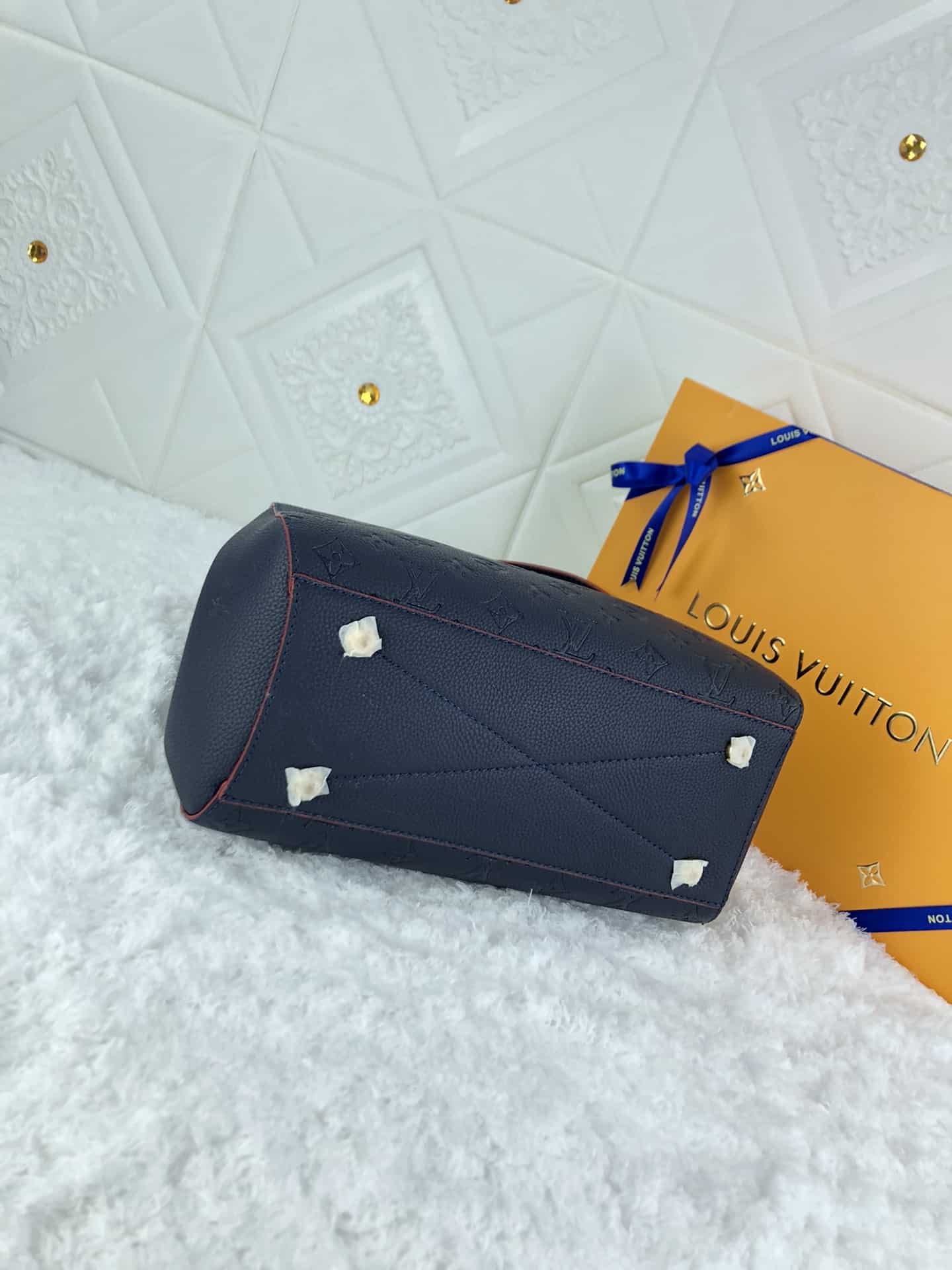 Louis Vuitton Montaigne MM Monogram Empreinte Leather Navy Blue 33Cm M42746 - Image 5
