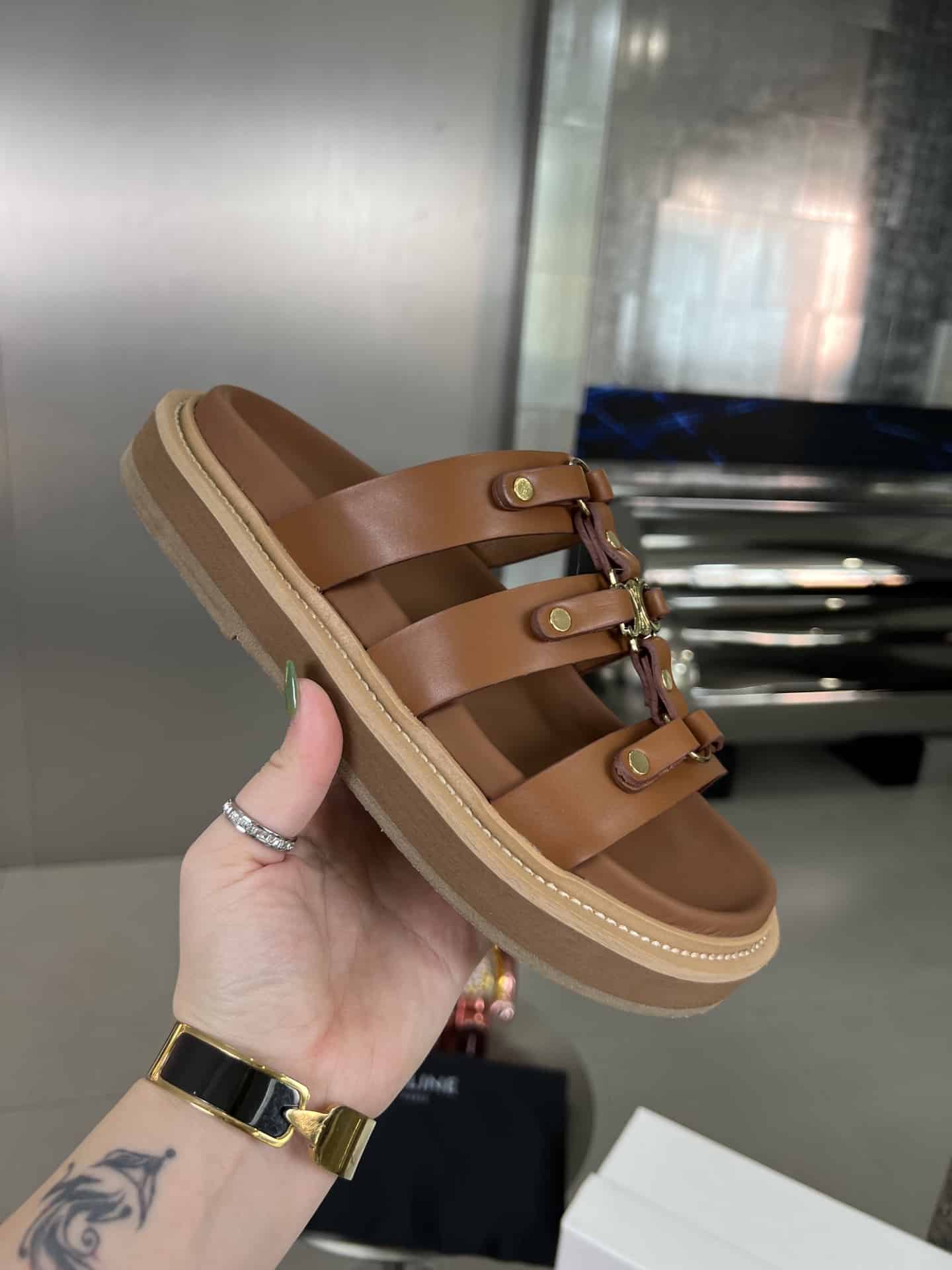 Summer Set: Celine Teen Couffin In Wicker And Leather Tan 15Cm And Celine Slides Tippi In Vegetal Brown 352343766C 04Lu - Image 9
