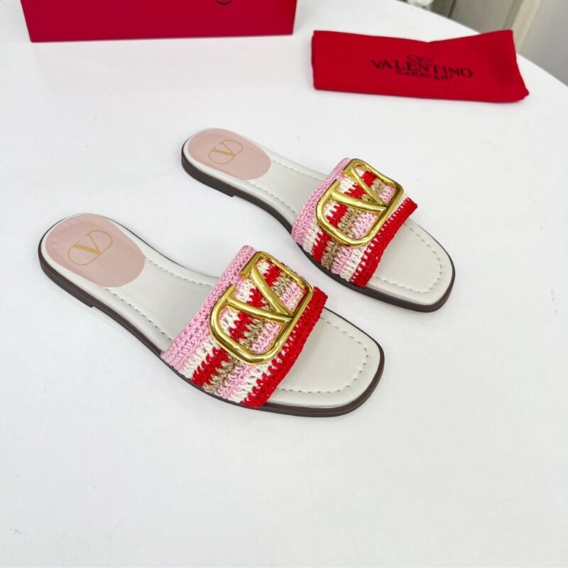 Alternative view of Valentino Vlogo Signature Slide Sandal Pink