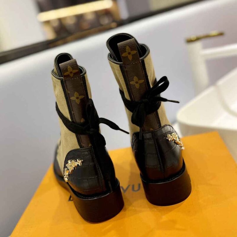 Alternative view of Louis Vuitton Metropolis Flat Rangers Boots Brown 1A9Chu