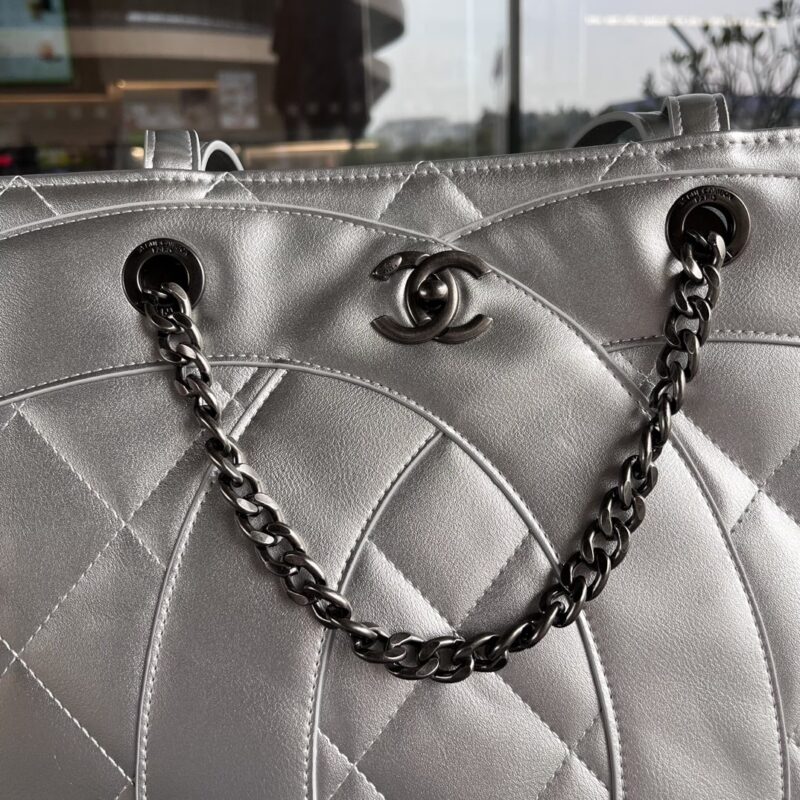 Alternative view of Chanel Cc Caviar Shopping Bag Silver 37Cm