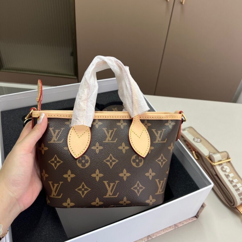 Alternative view of Gift Set: Louis Vuitton Neverfull Bb Bag Beige With Card Wallet And Dragonne Keychain
