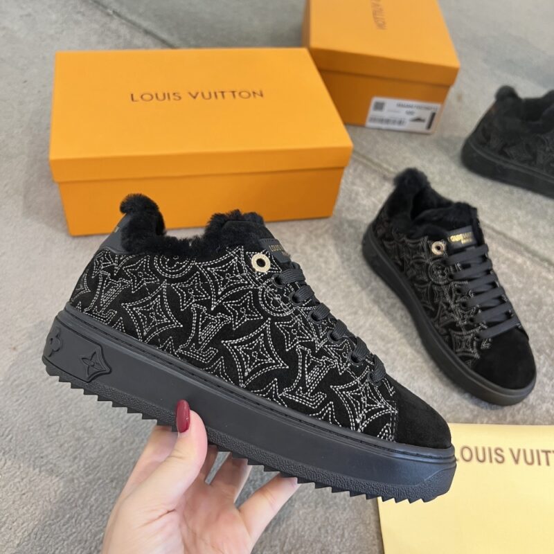 Alternative view of Louis Vuitton Time Out Trainers Black 1Aidhw