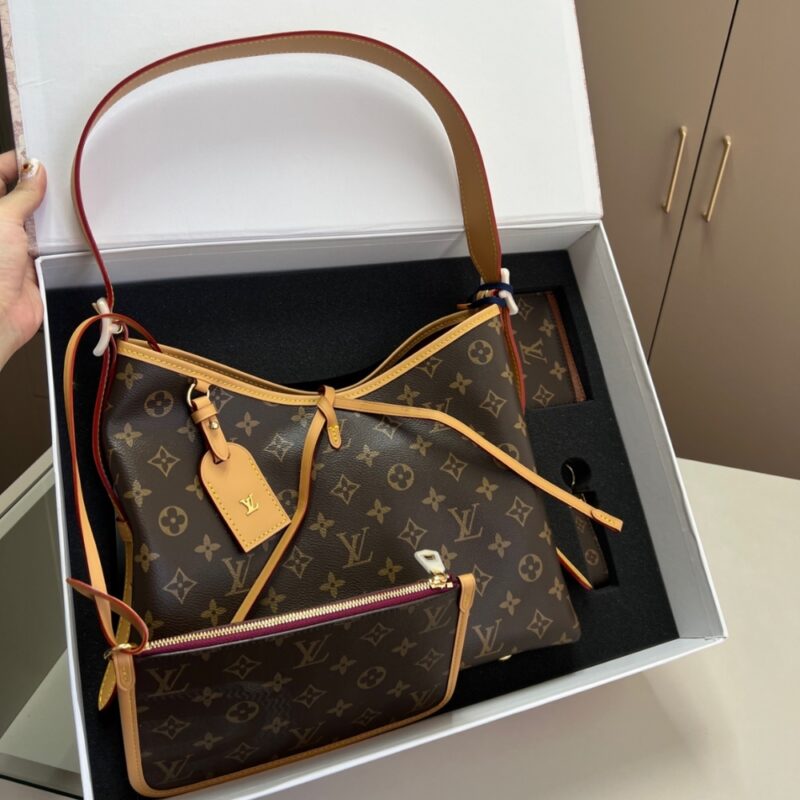 Alternative view of Gift Set: Louis Vuitton Carryall Pm Bag Monogram Canvas With Card Wallet And Dragonne Keychain