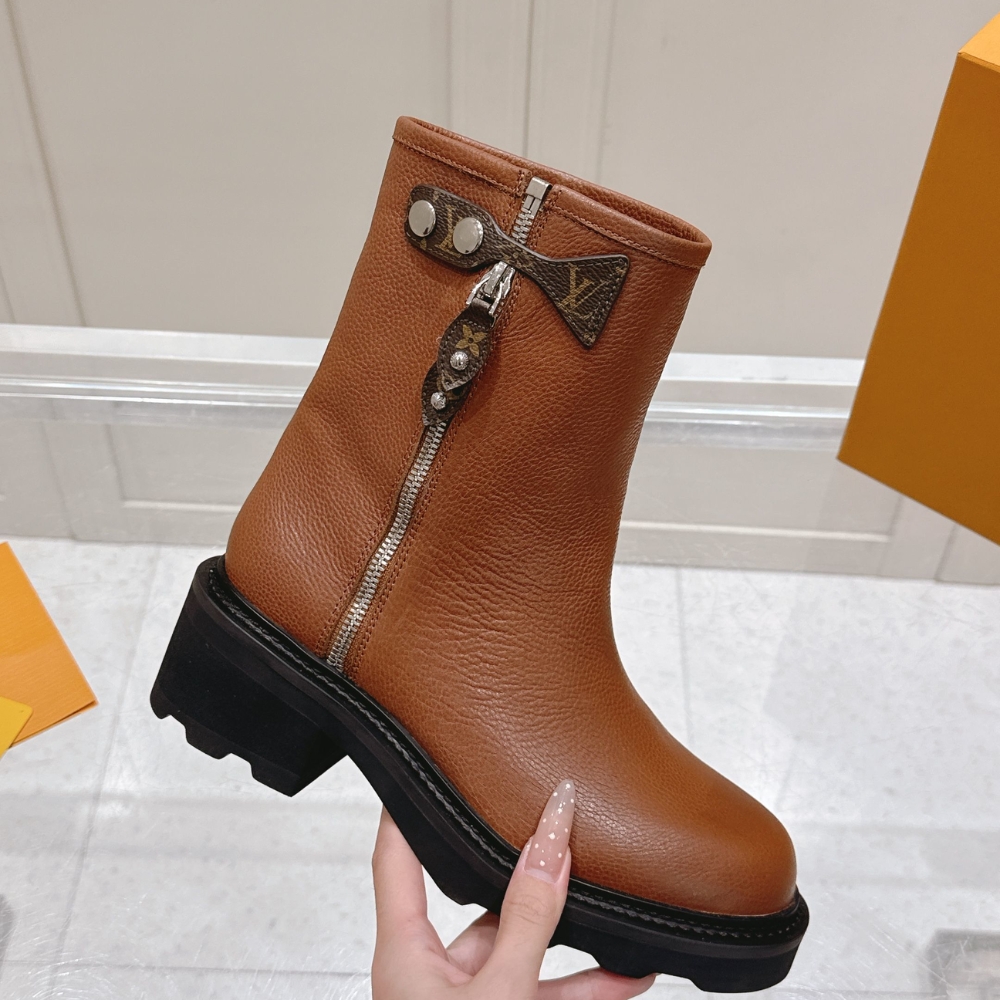 Louis Vuitton Lv Beaubourg Ankle Boot Brown 1Aideg - Image 2