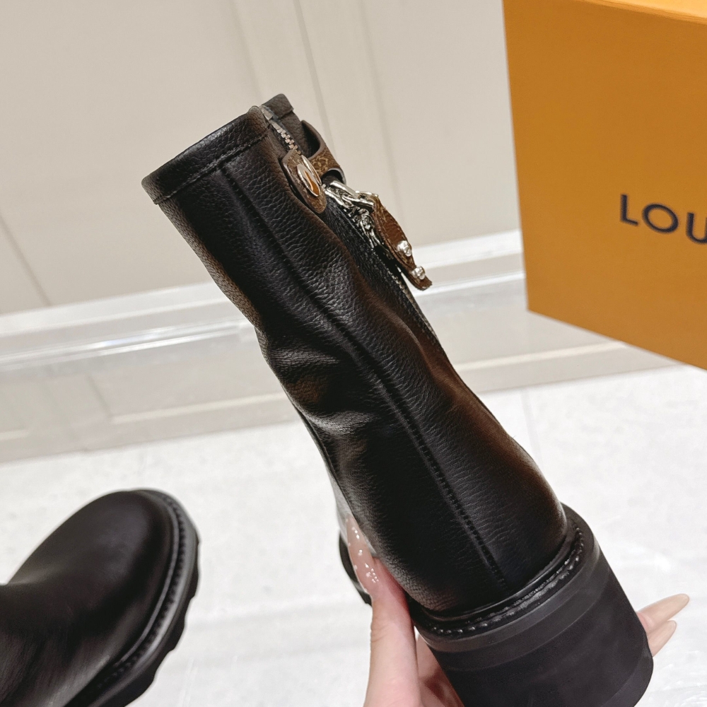 Louis Vuitton Lv Beaubourg Ankle Boot Black 1Aidd4 - Image 9