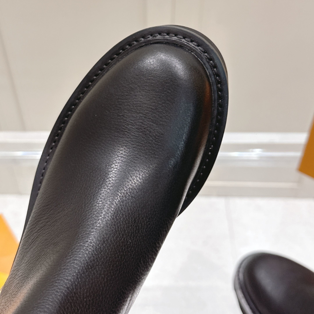 Louis Vuitton Lv Beaubourg Ankle Boot Black 1Aidd4 - Image 7