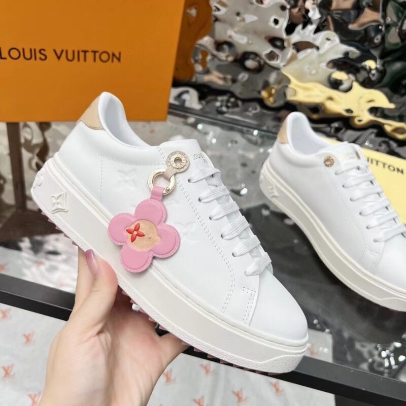 Alternative view of Louis Vuitton Time Out Sneaker White 1Aguwq