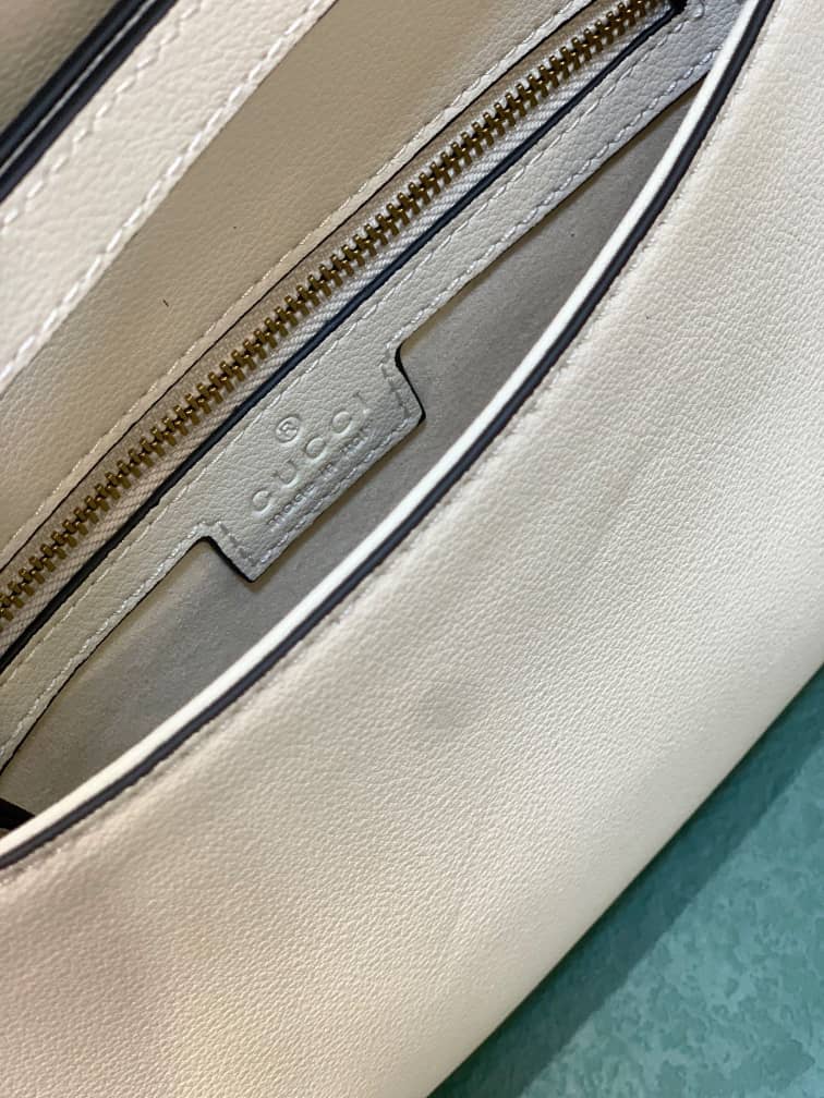 Alternative view of Gucci Blondie Shoulder Bag White Leather 28Cm 699268 Uxx0G 9022