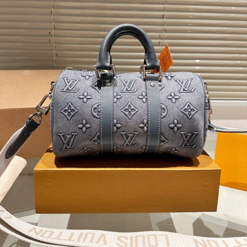 Alternative view of Louis Vuitton Keepall Bandoulière 25 Monogram Canvas Washed Denim 24Cm M22762