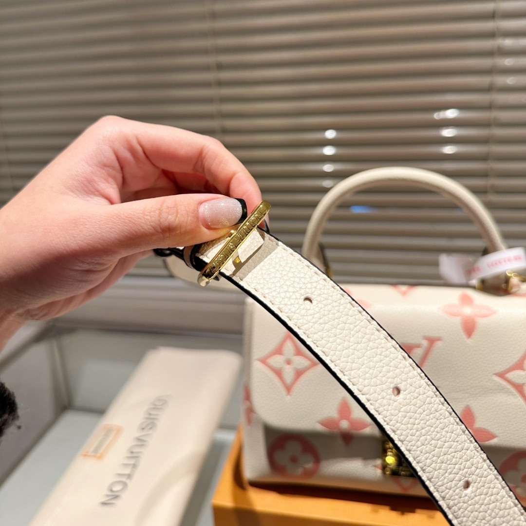 Louis Vuitton Madeleine BB Cream Beige 25Cm - Image 5