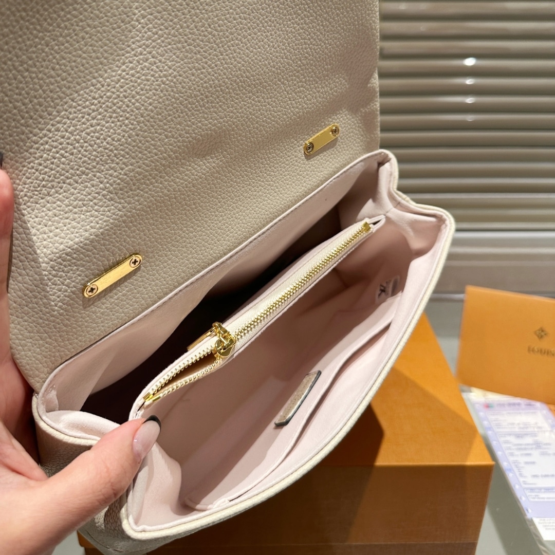 Louis Vuitton Madeleine BB Cream Beige 25Cm - Image 8