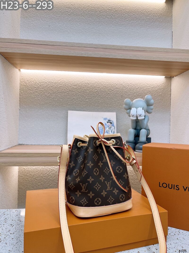 Alternative view of Louis Vuitton Noé BB Monogram 23Cm