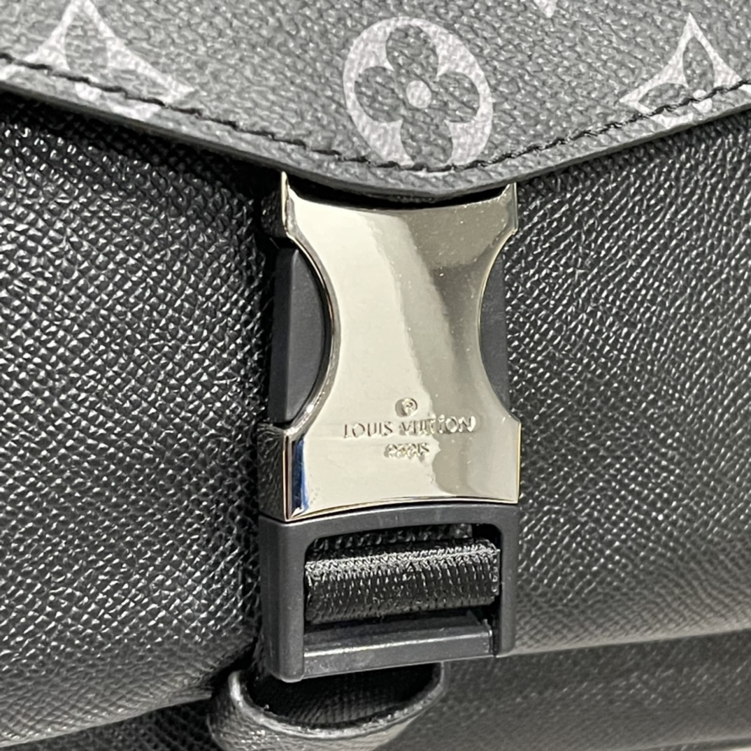 Louis Vuitton Messengerama Black 29Cm M30746 - Image 6