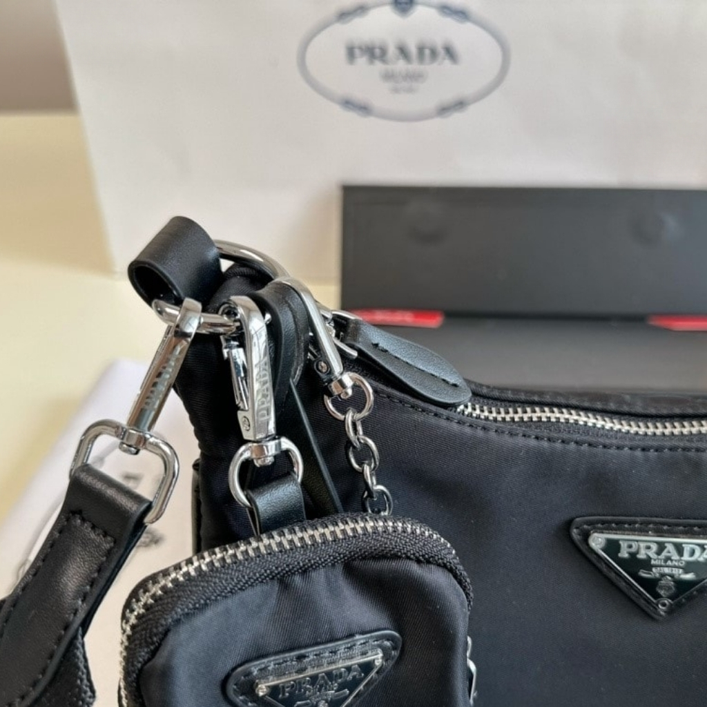 Prada Re Edition 2005 Re Nylon Bag Black 22cm 1BH204 R064 F0002 V V9L - Image 6
