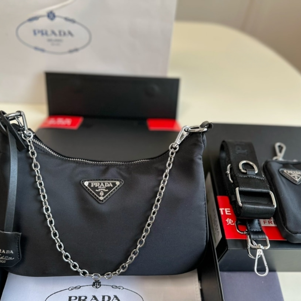 Prada Re Edition 2005 Re Nylon Bag Black 22cm 1BH204 R064 F0002 V V9L - Image 2