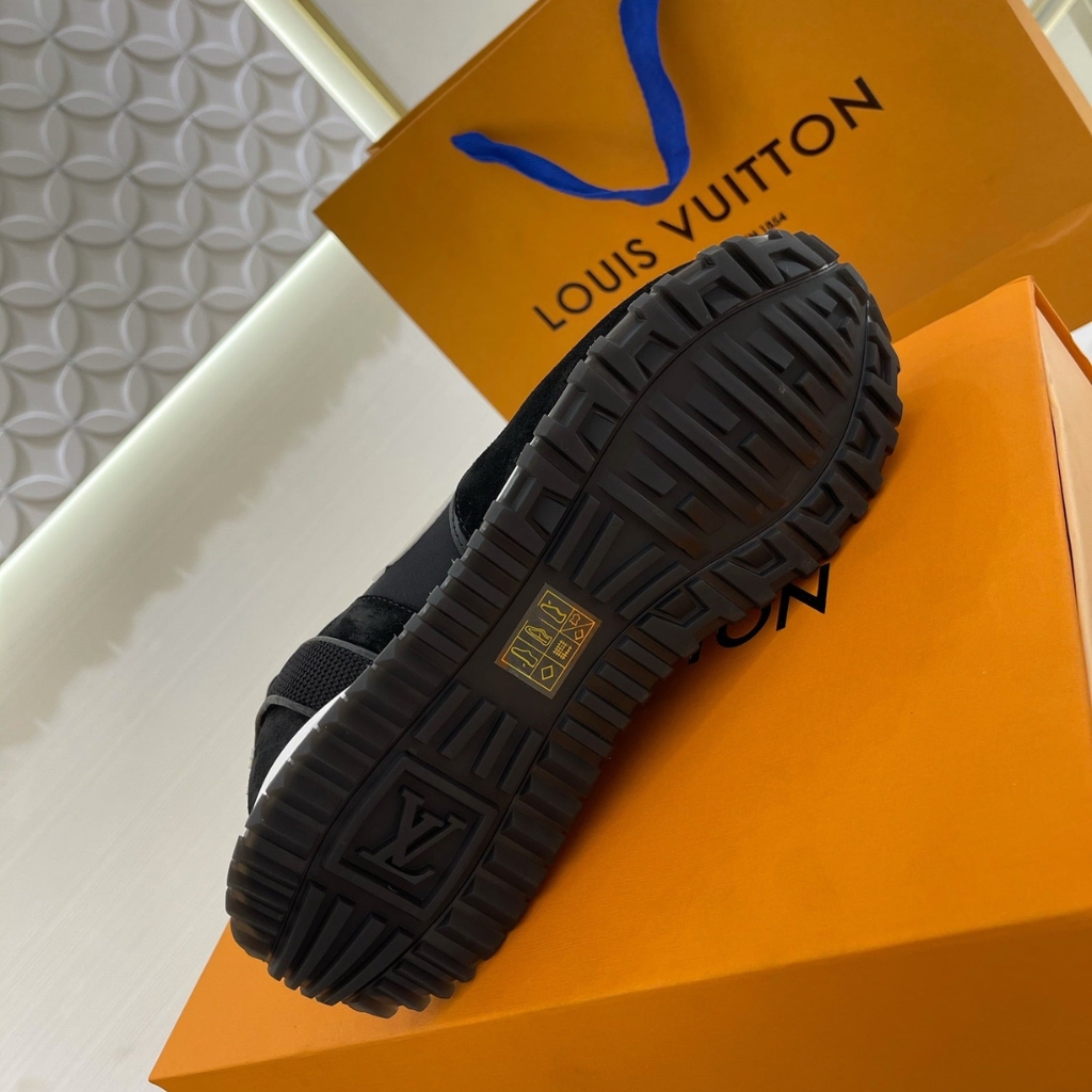 Louis Vuitton Run Away Sneaker Black 1A9Er7 - Image 4
