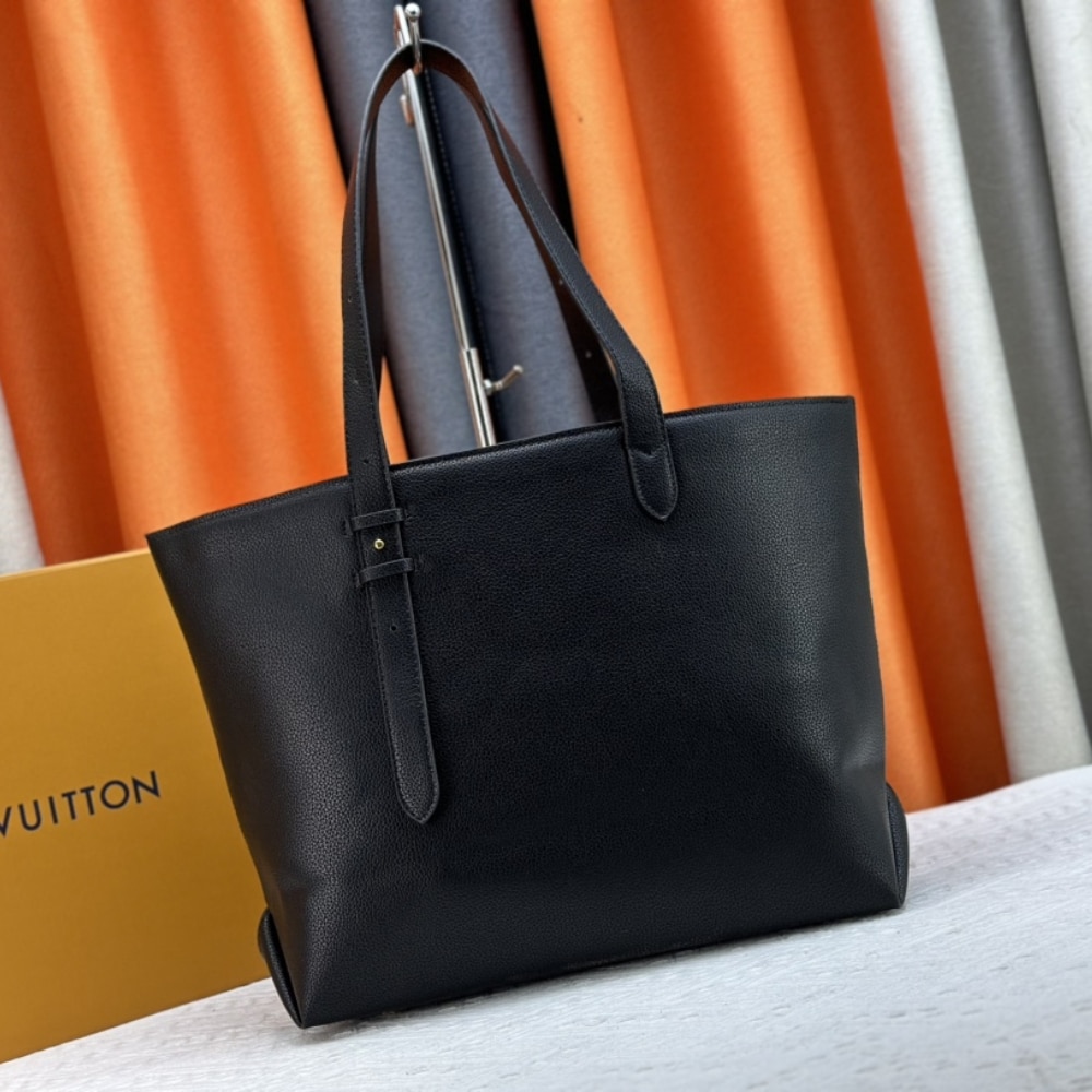 Iconic Set: Louis Vuitton Low Key Cabas Mm And Low Key Compact Wallet - Image 5