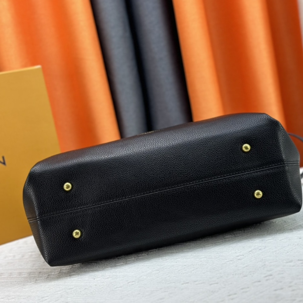 Iconic Set: Louis Vuitton Low Key Cabas Mm And Low Key Compact Wallet - Image 4