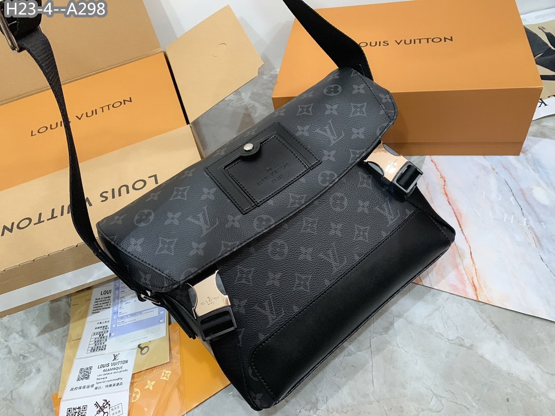Louis Vuitton Messenger PM Voyager Black 32Cm M40511 - Image 2