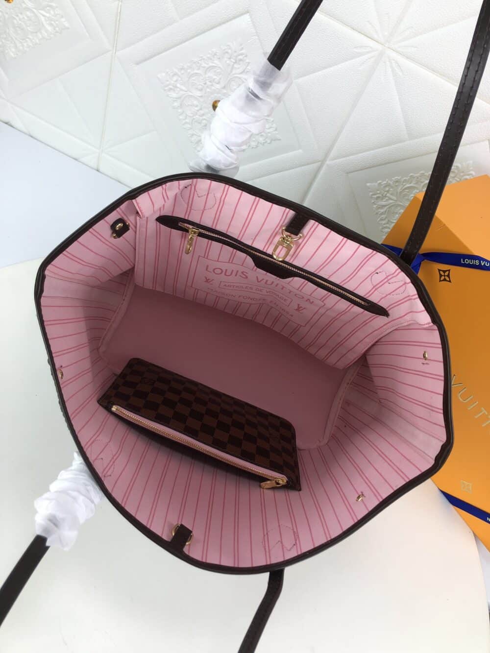 Iconic Set: Louis Vuitton Damier Ebene Neverfull Gm And Zippy Wallet Damier - Image 7