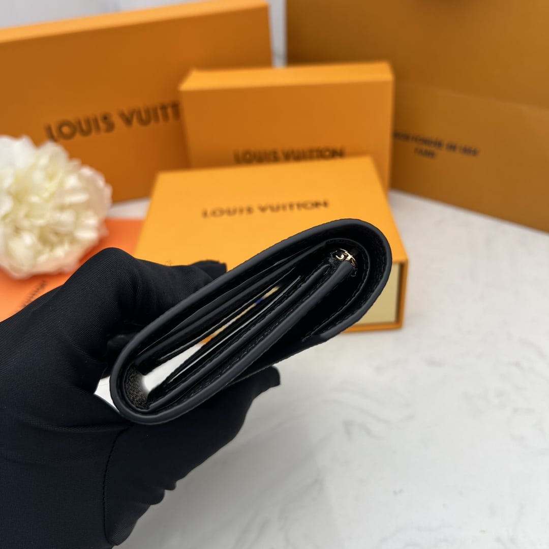 Iconic Set: Louis Vuitton Coussin Pm And Victorine Wallet - Image 13