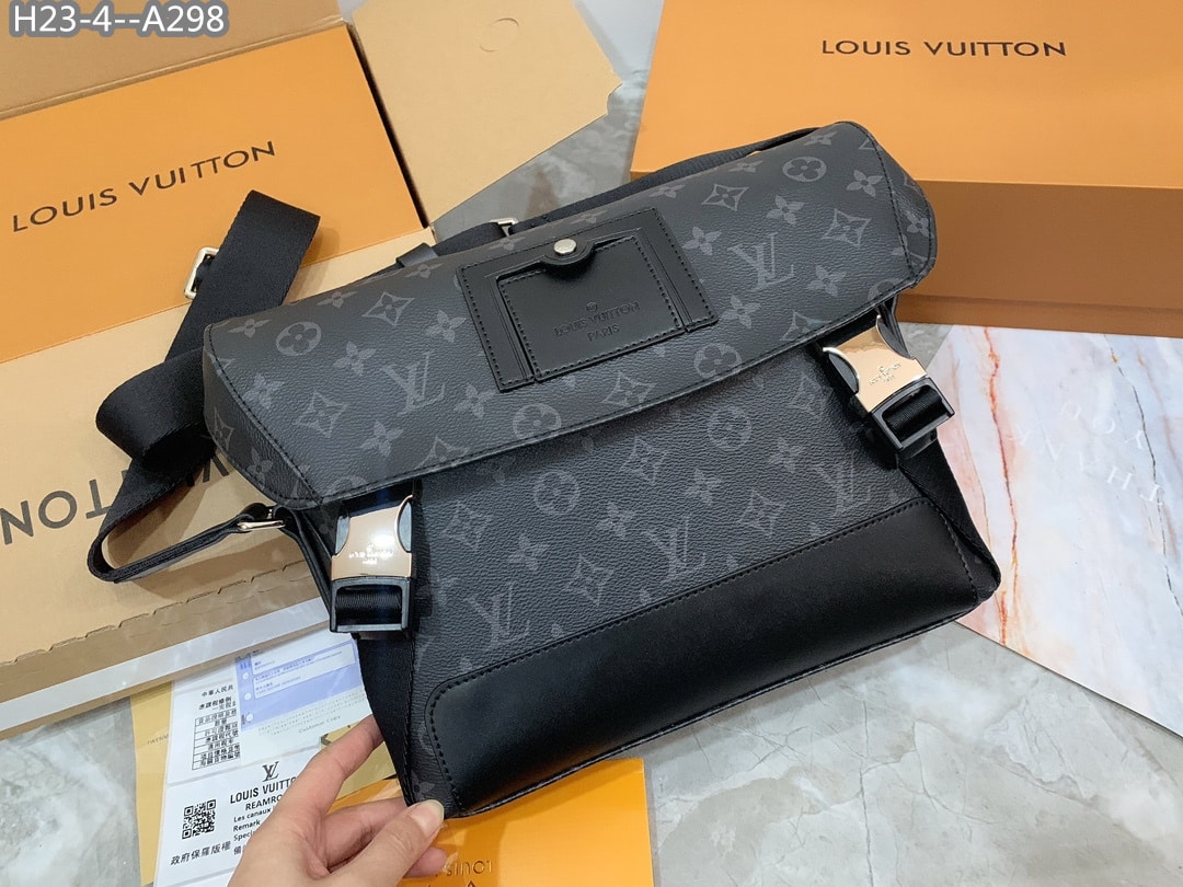 Louis Vuitton Messenger PM Voyager Black 32Cm M40511 - Image 3