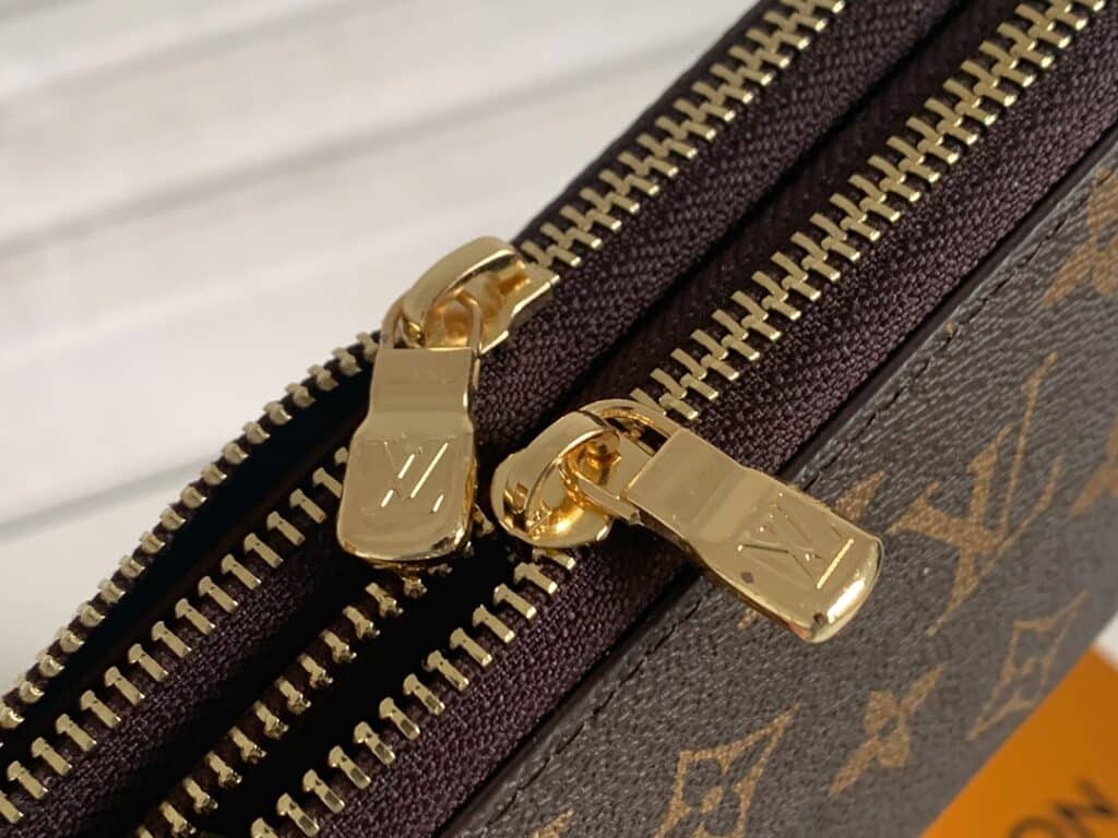 Iconic Set: Louis Vuitton Multi Pochette Accessoires And Long Double Zipper Wallet - Image 8