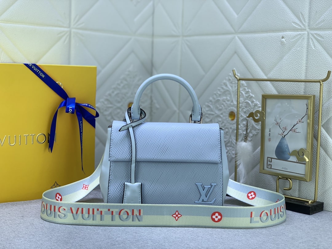 Louis Vuitton Cluny Mini Cloud Blue 20Cm M22617 - Image 5