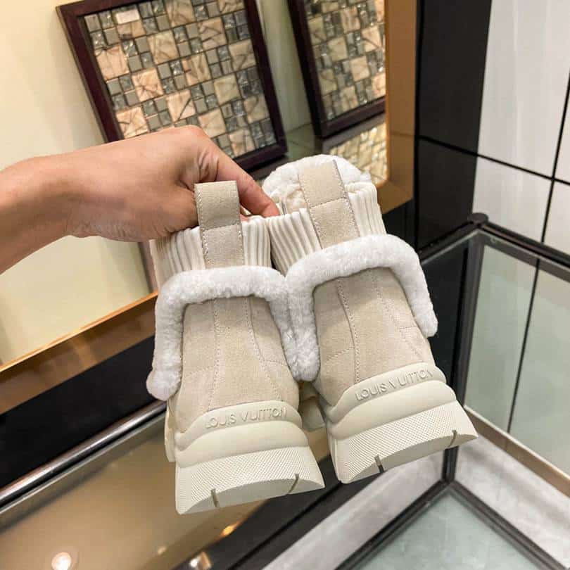 Louis Vuitton Ruby Flat Boots Suede Shearling Beige 1Agwgb - Image 2