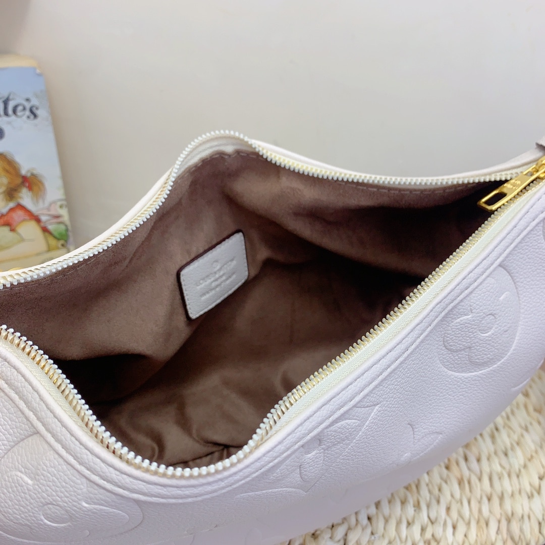 Lousi Vuitton Loop Hobo Monogram Empreinte White 37Cm M46739 - Image 3