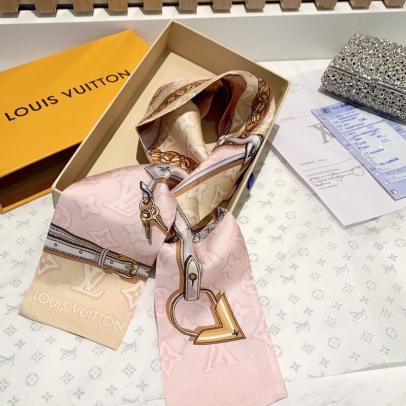 Alternative view of Louis Vuitton Denimgram Confidential Bandeau Light Pink