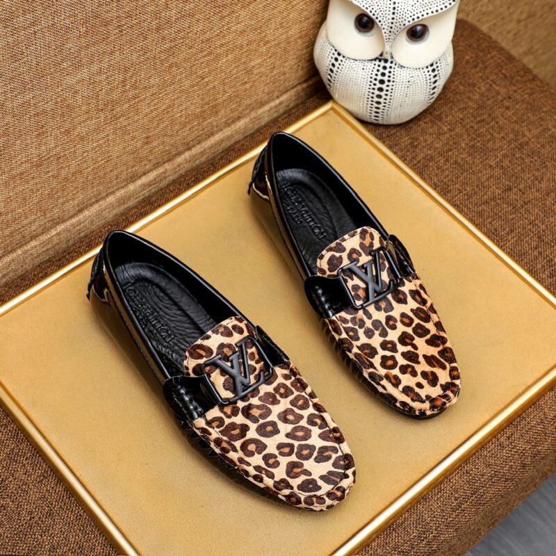 Alternative view of Louis Vuitton Loafer Polish Leather Leopard Pattern In Black