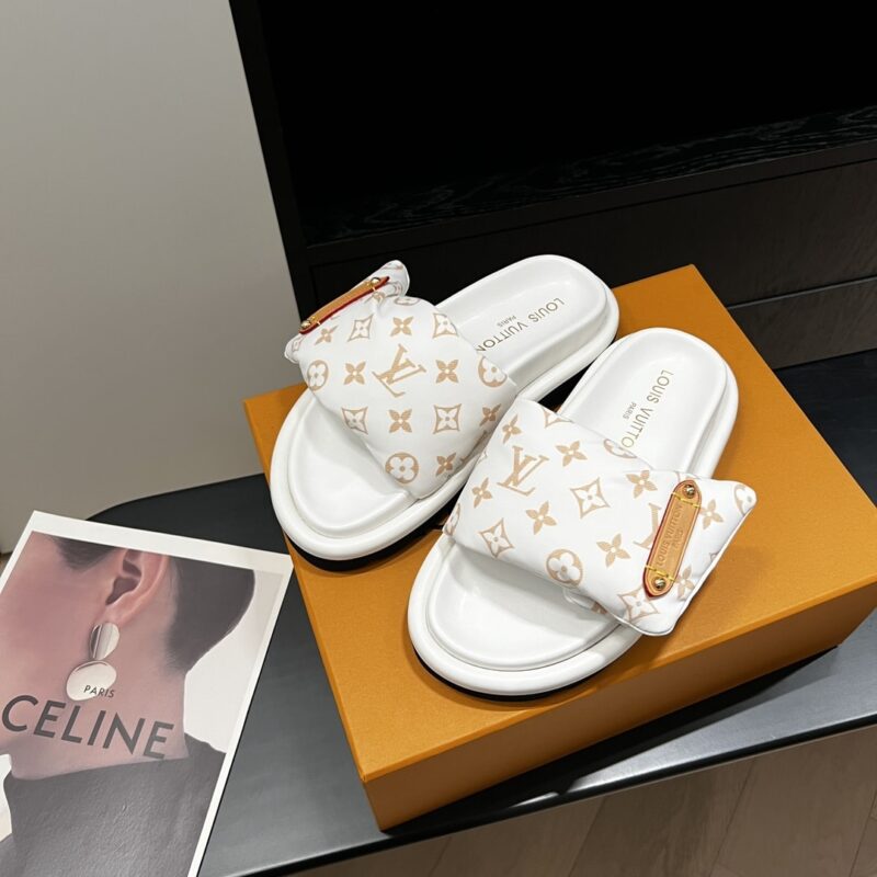 Alternative view of Louis Vuitton Pool Pillow Flat Comfort Mule Sandals Beige 1Acjza