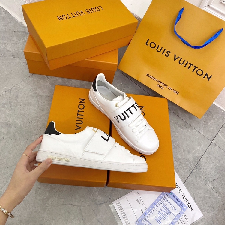 Alternative view of Louis Vuitton Frontrow Logo Strap White Black