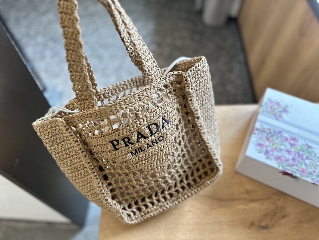 Summer Set: Prada Raffia Grass Small Crochet Tote Bag Natural 22Cm And Raffia Crisscross Slides Natural - Image 2
