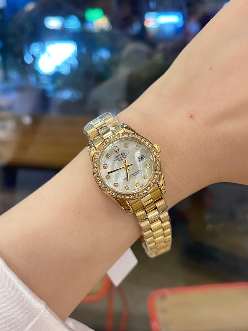 Alternative view of Rolex Lady Datejust 28 Diamond Dial 18K Gold In White 28Mm