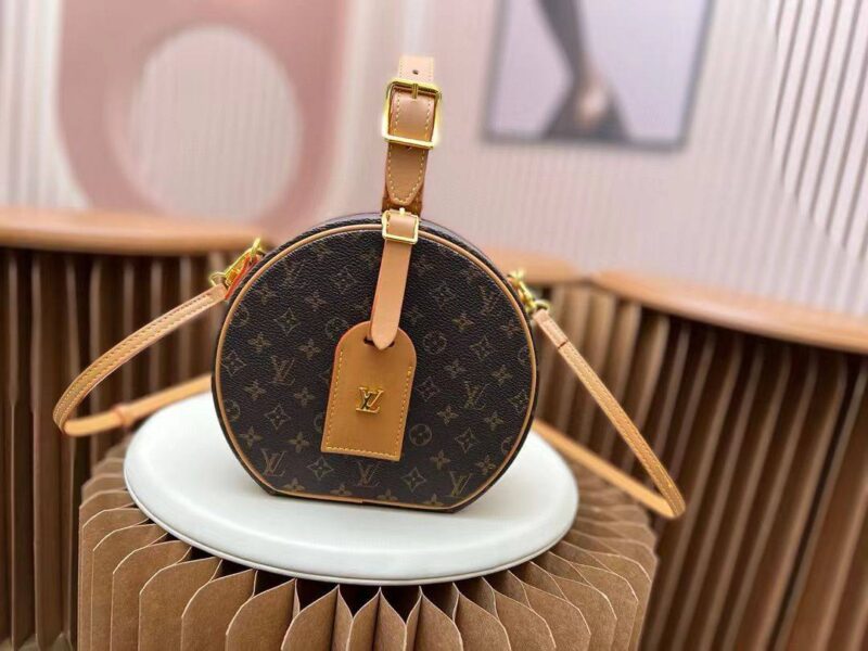 Alternative view of Louis Vuitton Petite Boite Chapeau 17Cm M43514