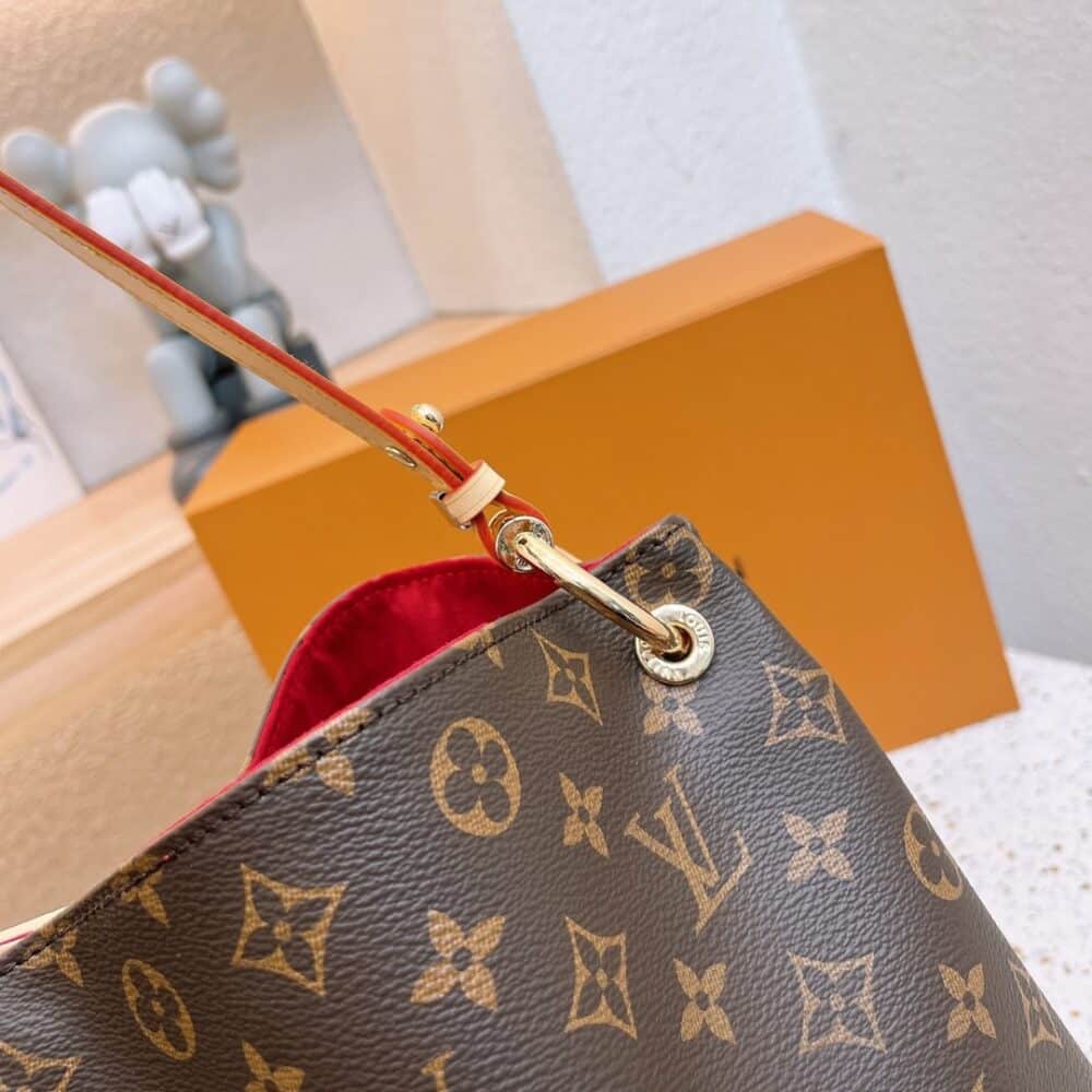 Iconic Set: Louis Vuitton Graceful Bag And Celeste Wallet In Monogram - Image 6