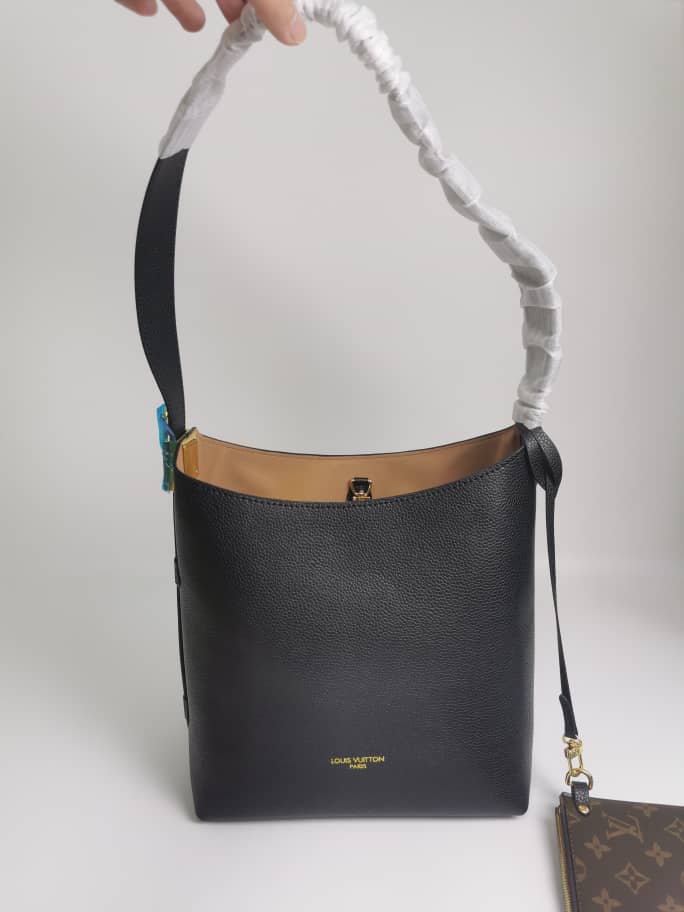 Iconic Set: Louis Vuitton Low Key Hobo Bag Mm And Low Key Compact Wallet - Image 8
