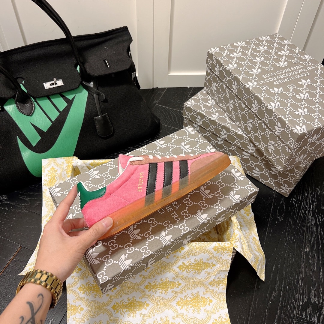 Gucci X Adidas Gazelle Sneaker In Pink 707848 9StU0 5960 - Image 3