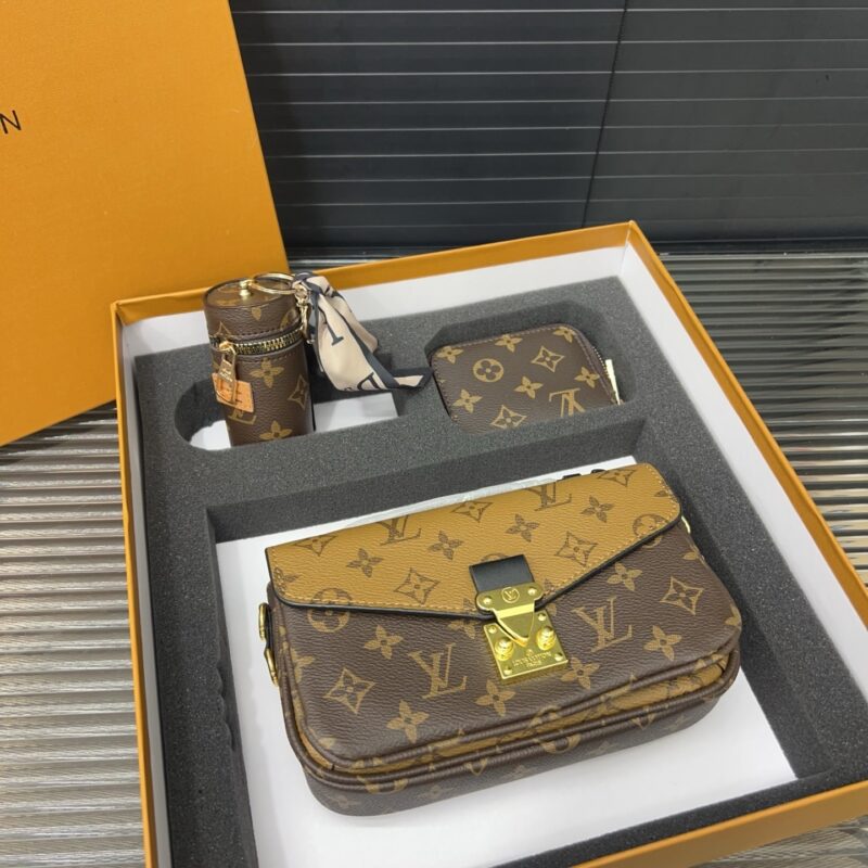 Alternative view of Gift Set: Louis Vuitton Pochette Métis Bag Monogram Reverse Canvas With Mini Keychain And Know Zippy Coin