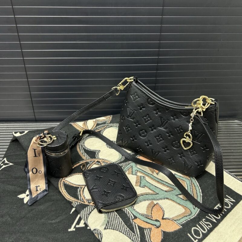 Alternative view of Gift Set: Louis Vuitton Carryall Bag In Monogram Canvas With Zippy Coin Purse And Scarf Monogram Black