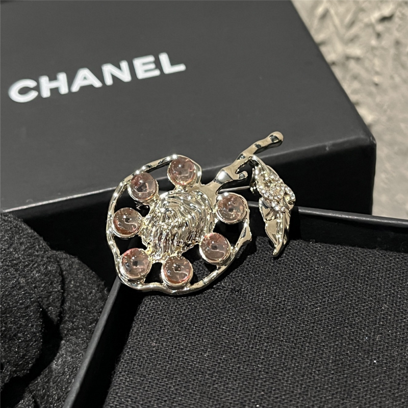 Alternative view of Chanel Brooch Metal Glass And Strass Gold Pink Abf985 B21163 U2156