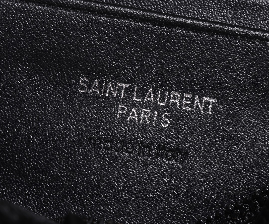 Saint Laurent Lou Camera Bag In Quilted Leather Black 18Cm - Image 9