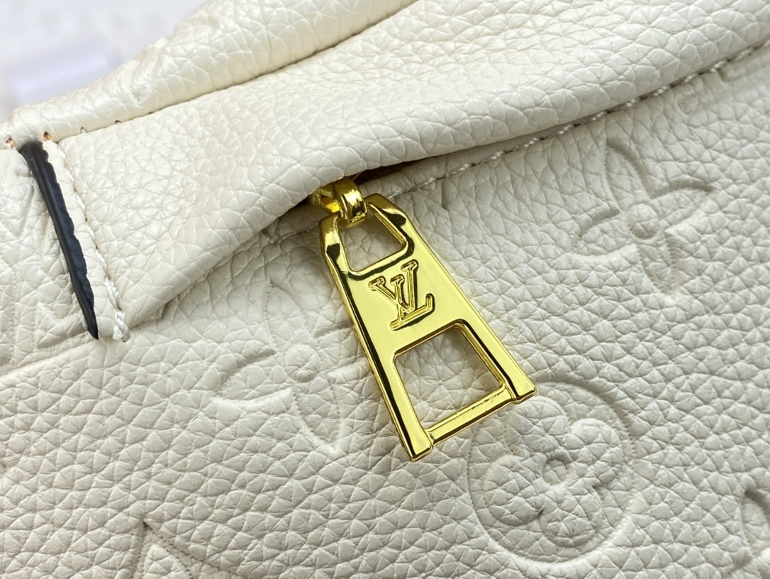 Louis Vuitton Monogram Empreinte Bumbag Creme 37Cm M44836 - Image 4